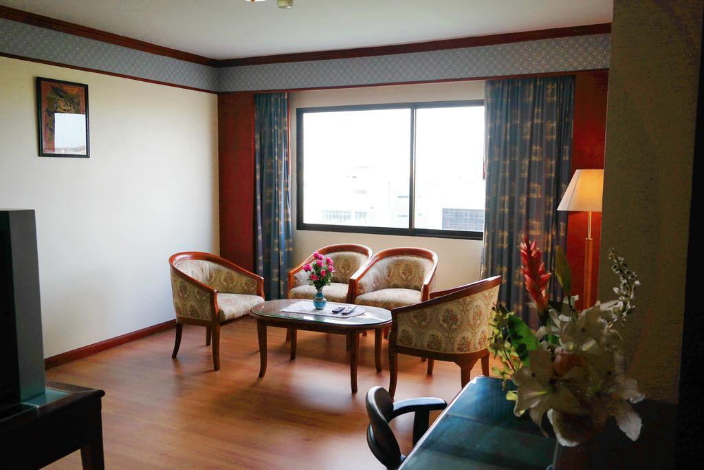 Grand Park Hotel Nakhon Si Thammarat Eksteriør bilde