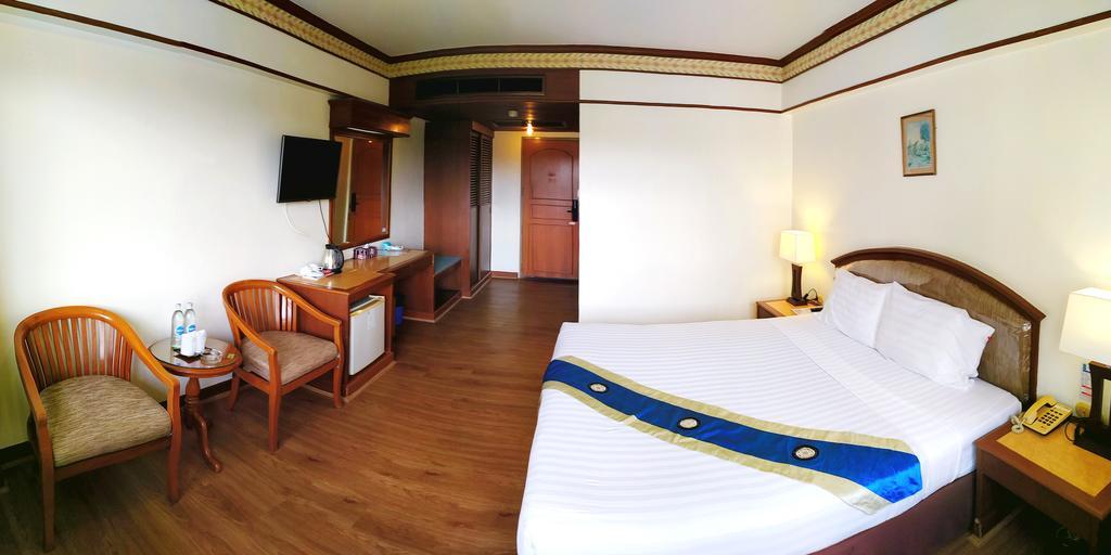 Grand Park Hotel Nakhon Si Thammarat Eksteriør bilde