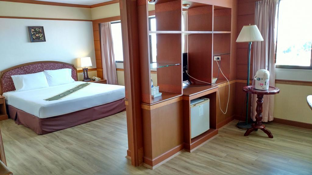Grand Park Hotel Nakhon Si Thammarat Rom bilde