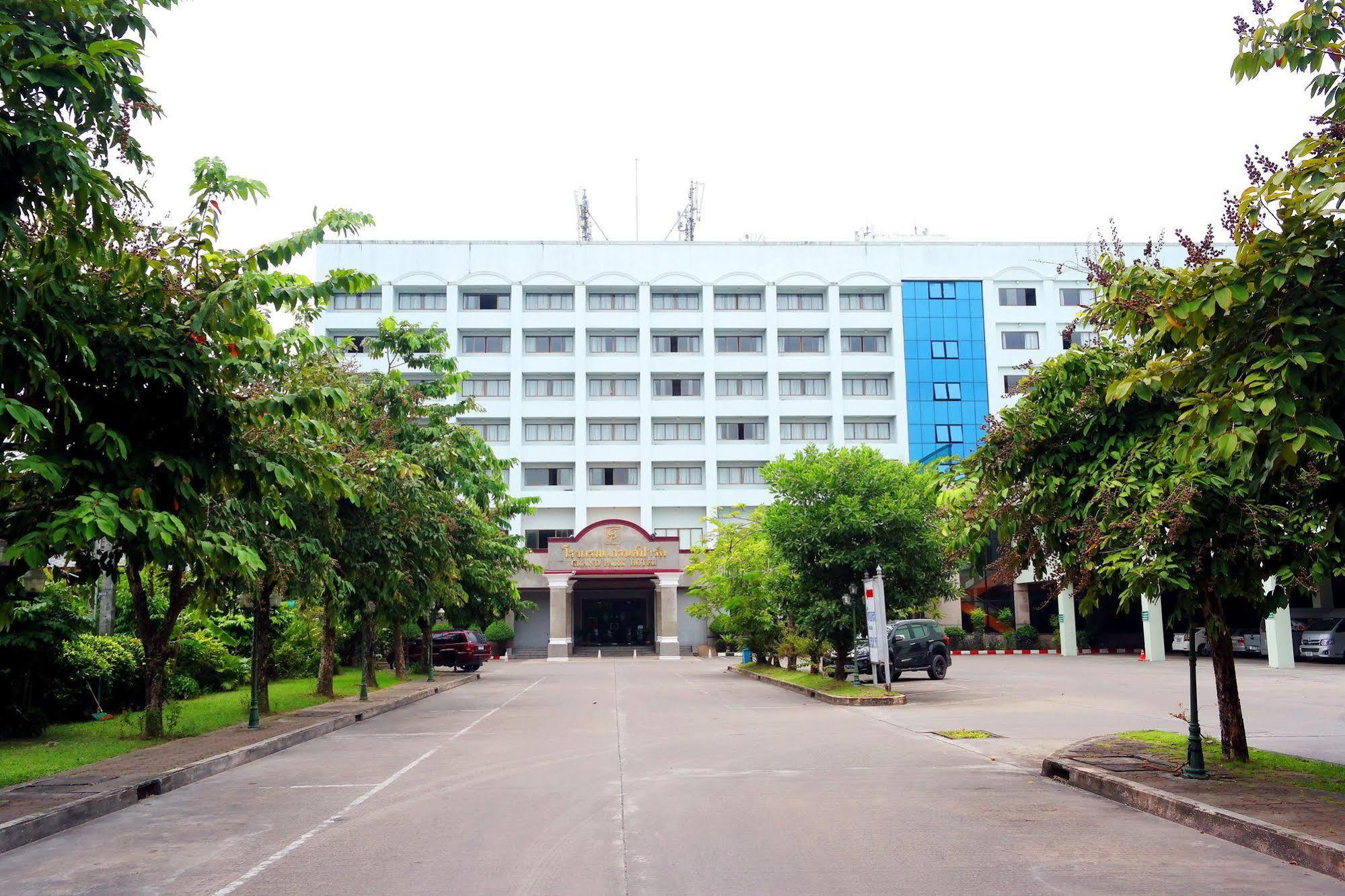 Grand Park Hotel Nakhon Si Thammarat Eksteriør bilde