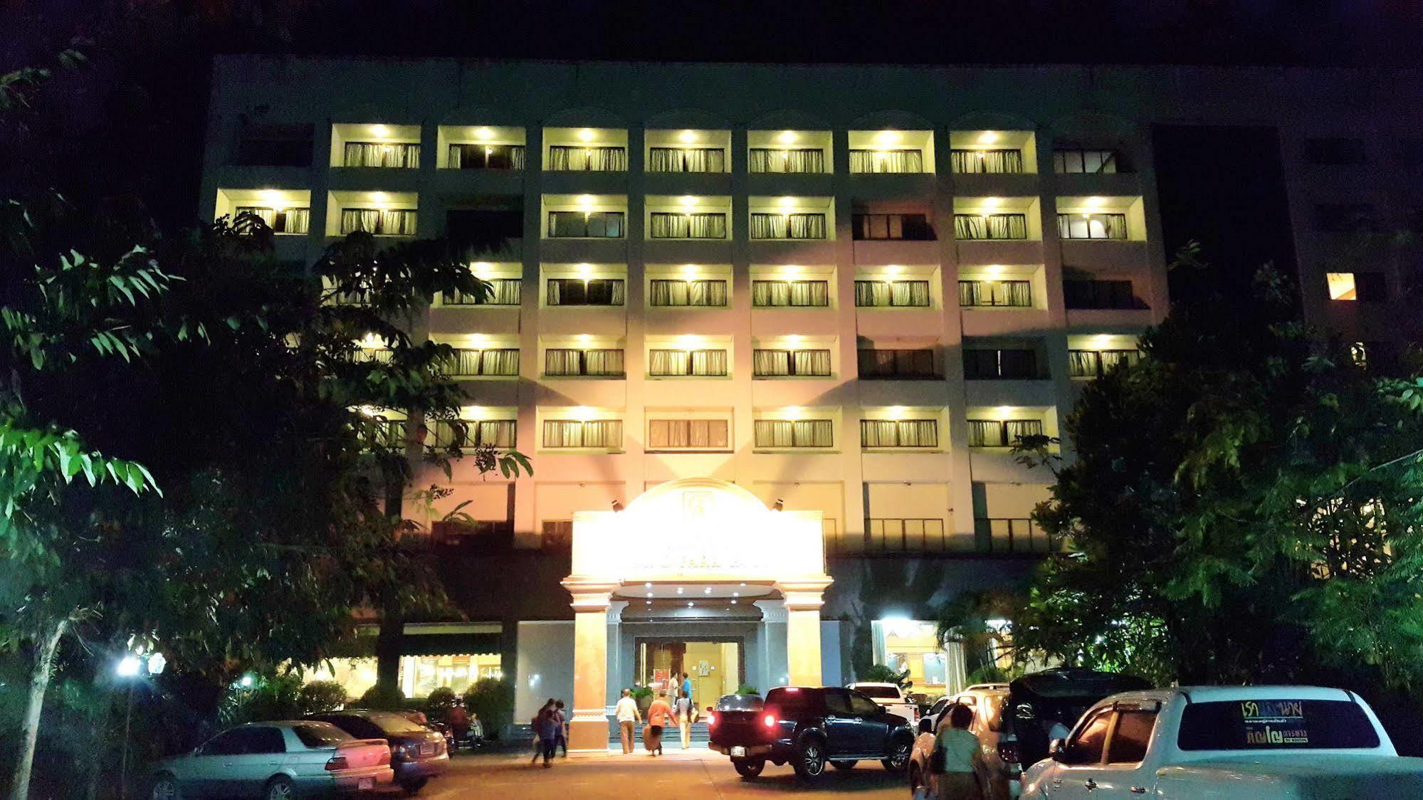 Grand Park Hotel Nakhon Si Thammarat Eksteriør bilde