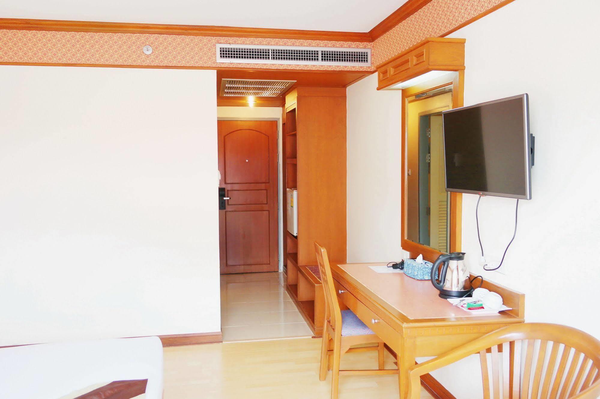 Grand Park Hotel Nakhon Si Thammarat Eksteriør bilde