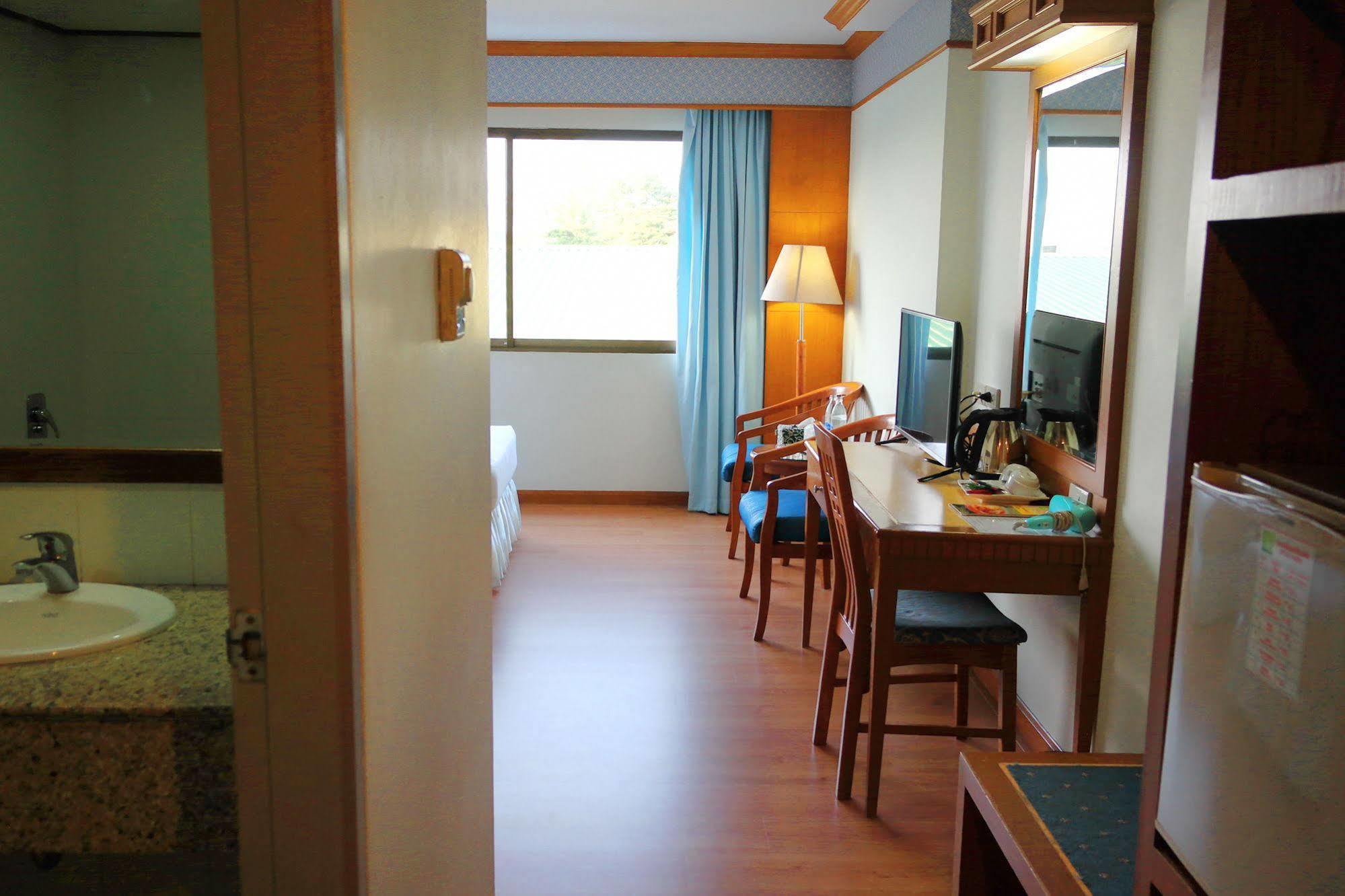 Grand Park Hotel Nakhon Si Thammarat Eksteriør bilde