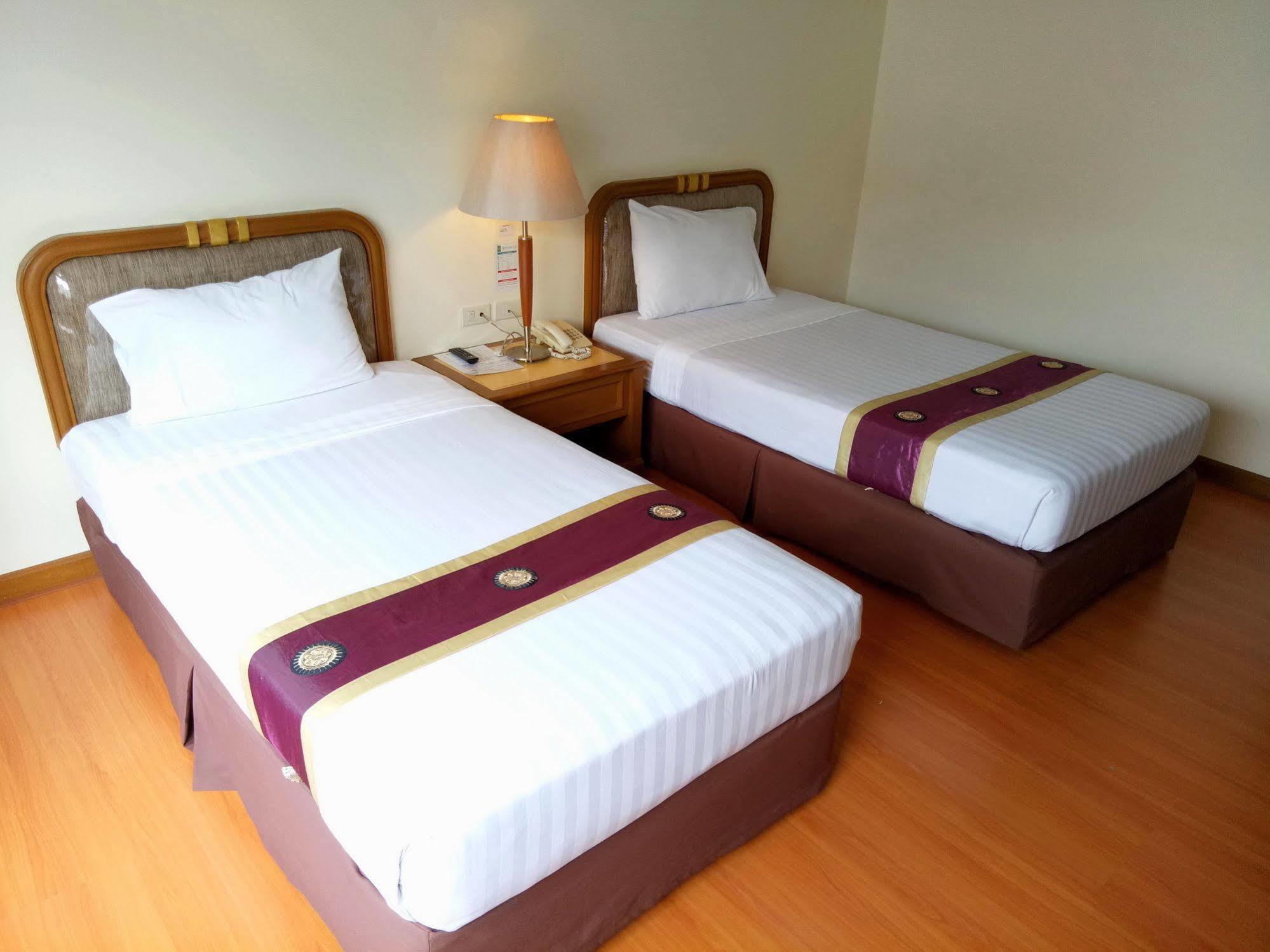 Grand Park Hotel Nakhon Si Thammarat Eksteriør bilde