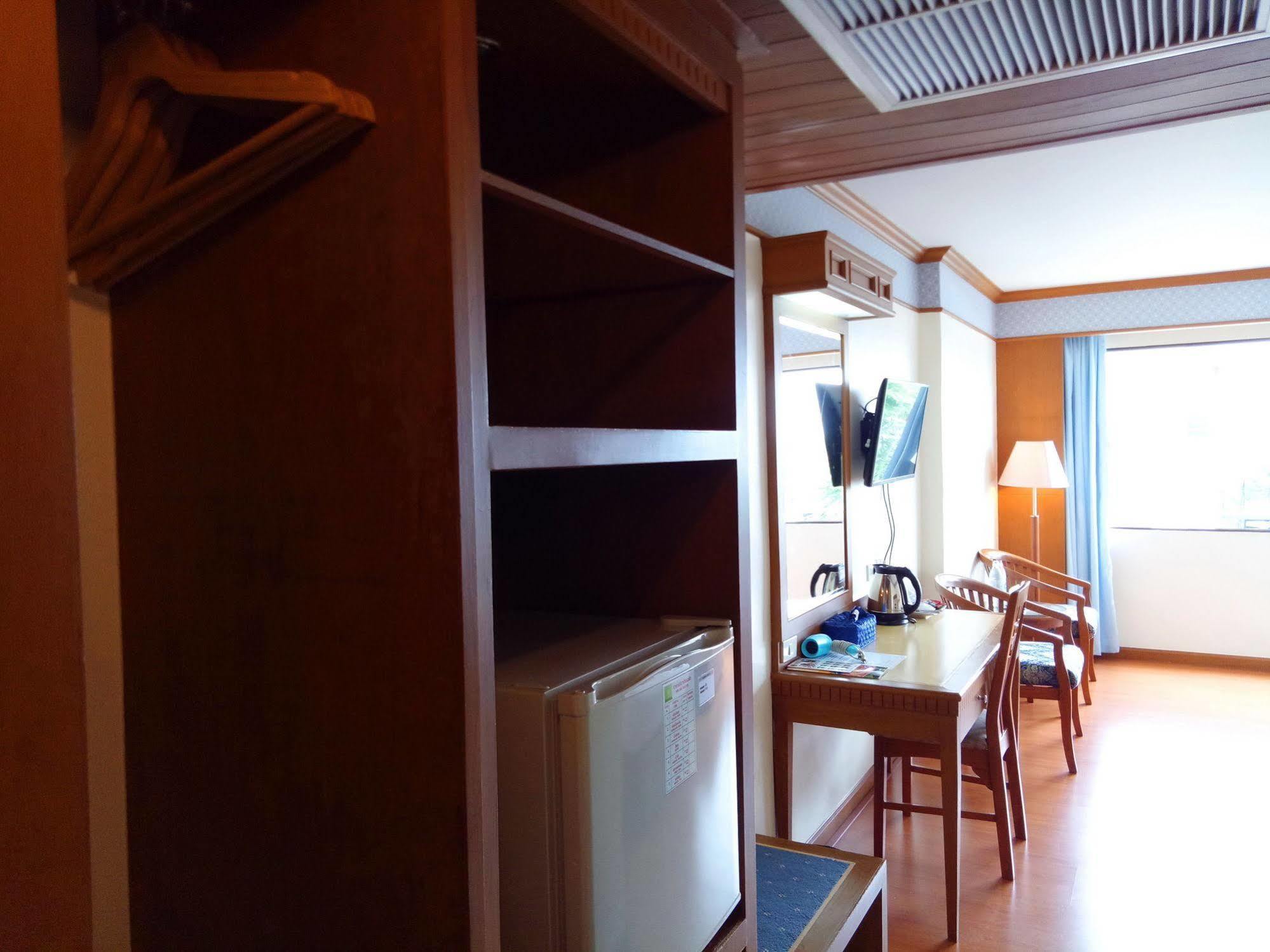 Grand Park Hotel Nakhon Si Thammarat Eksteriør bilde